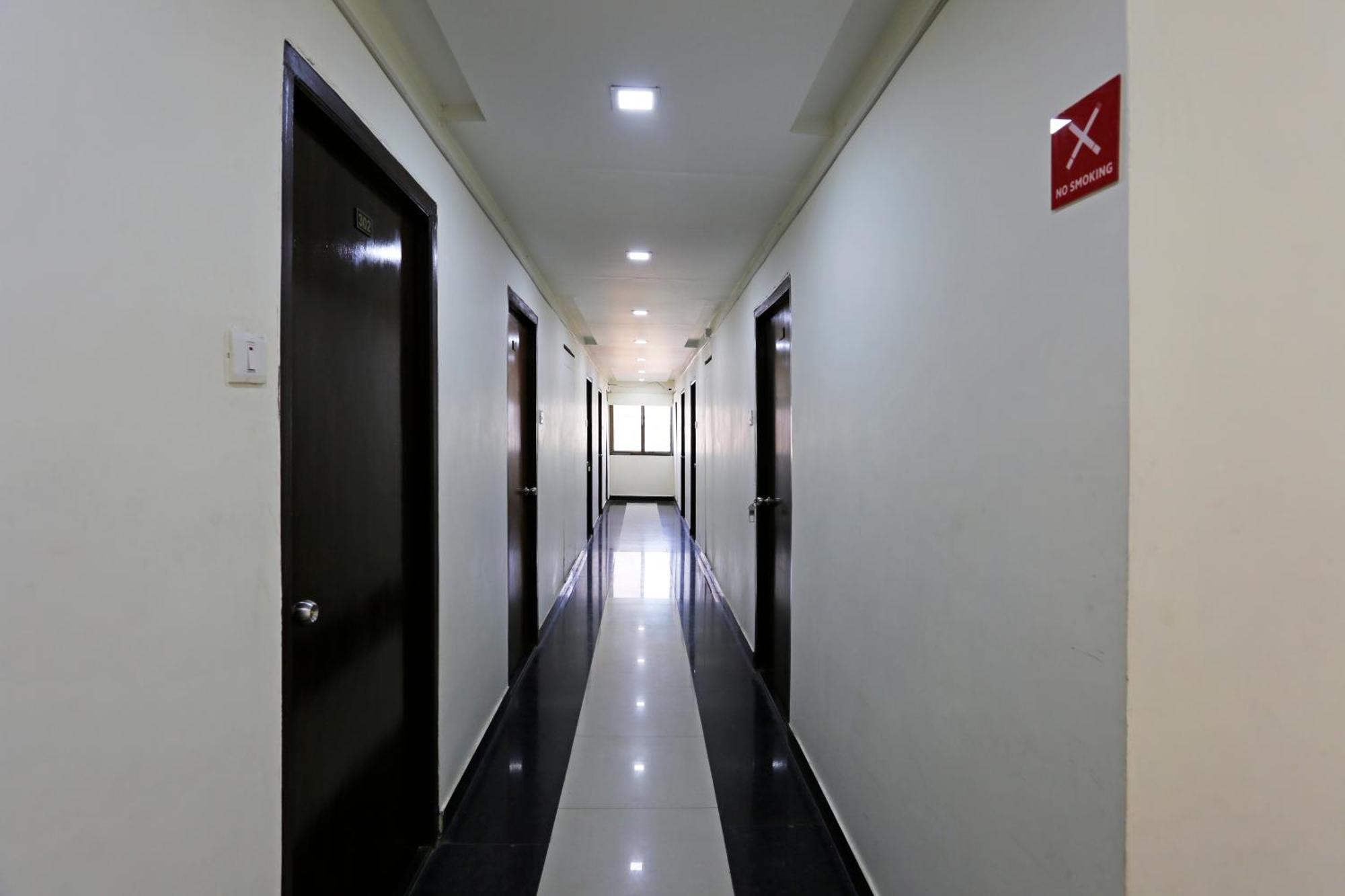 Hotel O Golden Wings Udaipur Kültér fotó