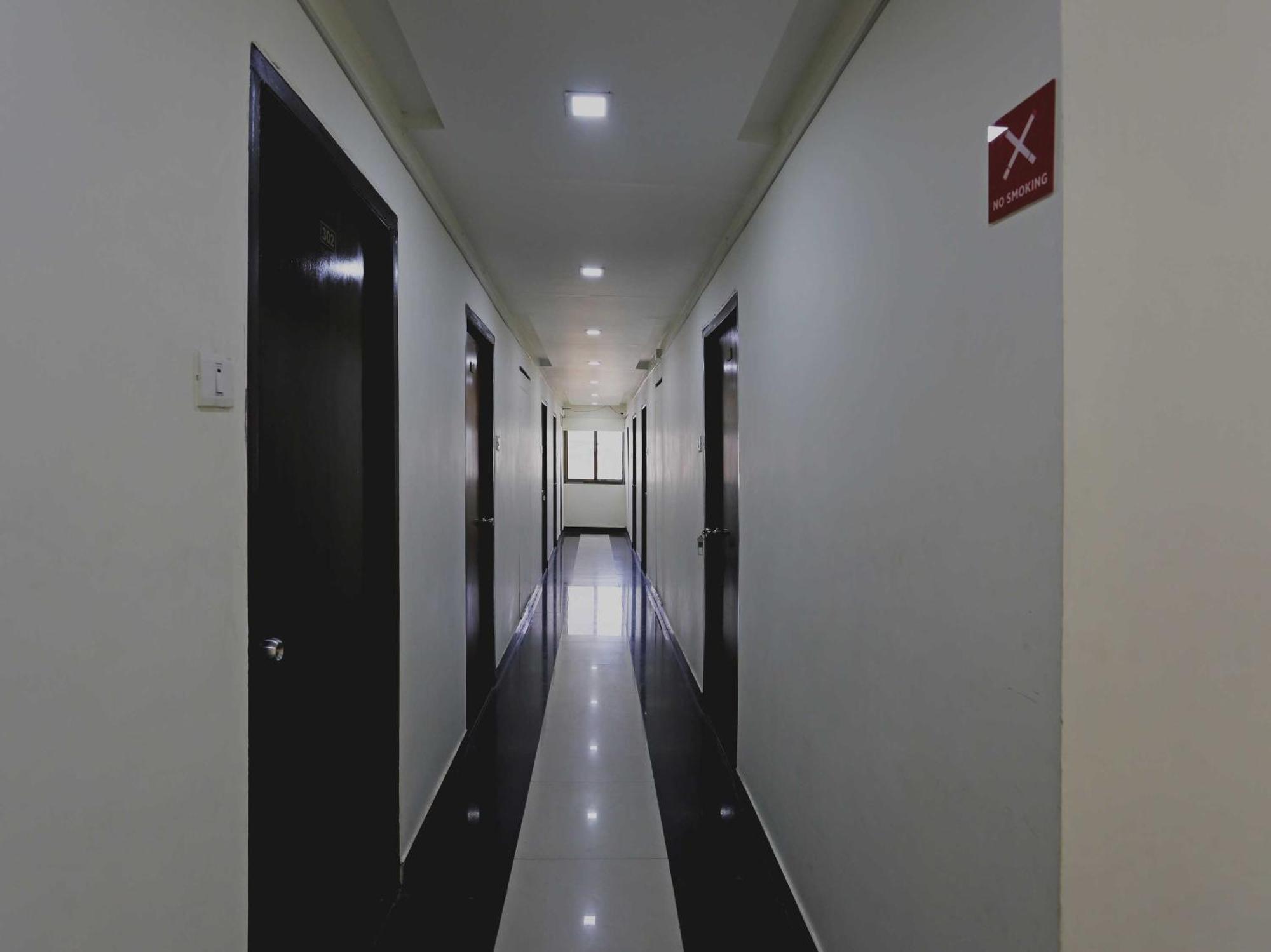 Hotel O Golden Wings Udaipur Kültér fotó